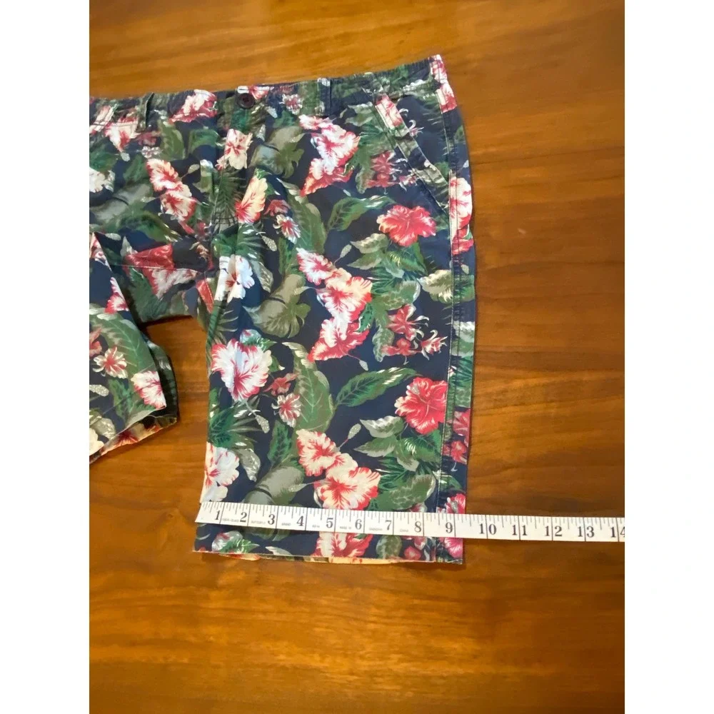 Breakbounce Streetwear Buddy Hug Floral Tropical Chino Shorts Mens 38 Navy Blue